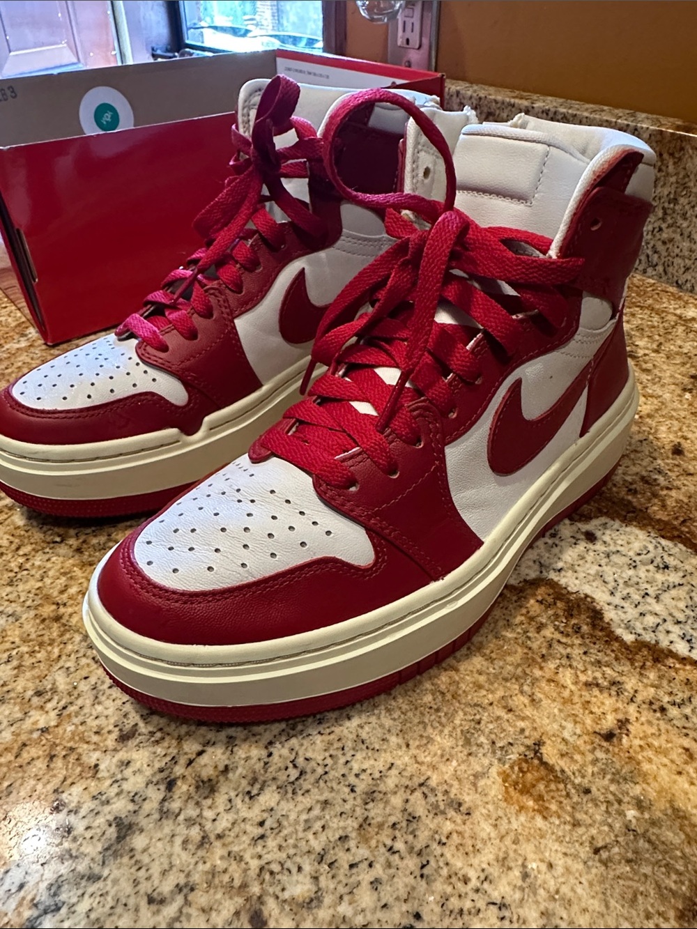 Jordan Air Jordan 1 Elevate High Varsity Red Sneakers Like New - Picture 3 of 7